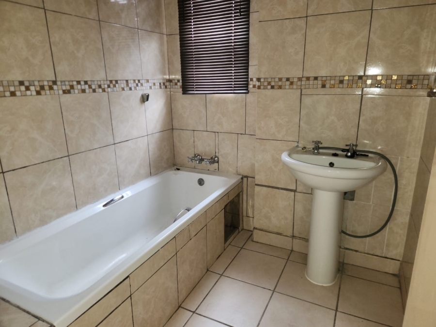 3 Bedroom Property for Sale in Freedom Park North West